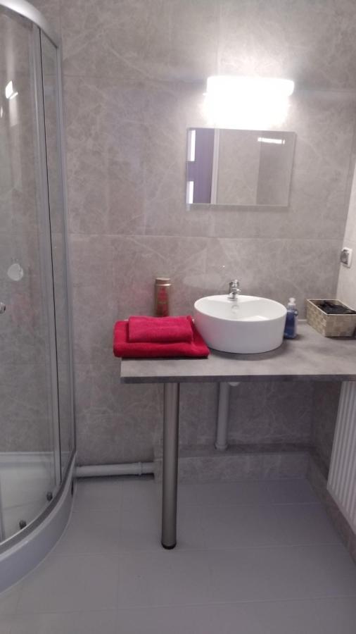 Hotelik Mona-Pokoje Z Lazienkami Elblag Luaran gambar